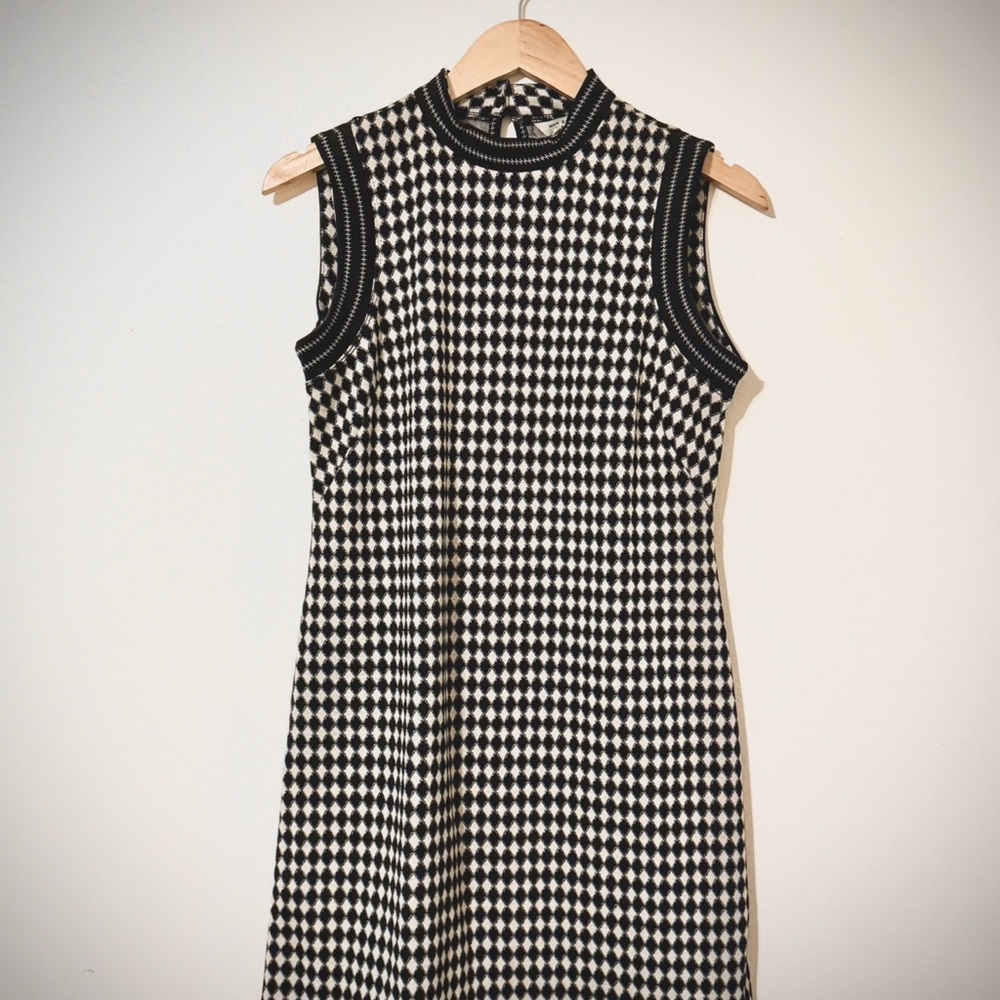 Max Studio Monochrome Geometric Midi Dress